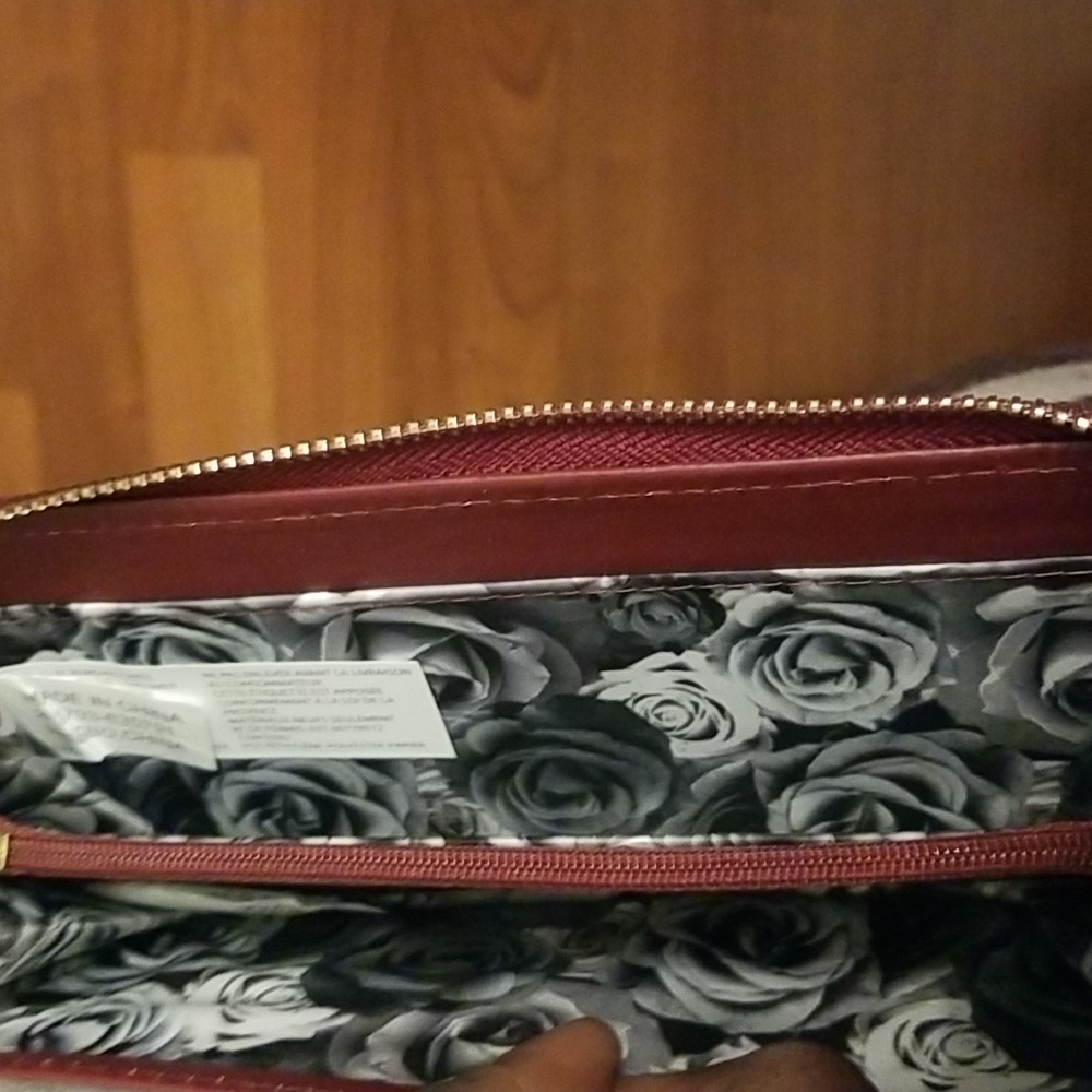 Wallet - Picture 7 of 9